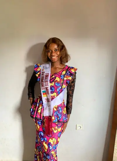 MASSOKE NOLLA ALICE BLONDE