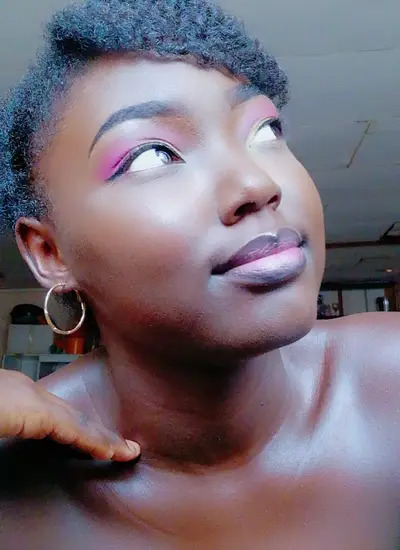 Mbole mbang Amandine