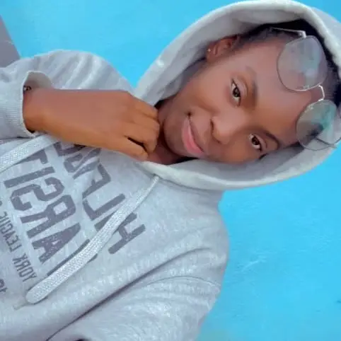 BILOGUE TANGA Reine Marie-Belle