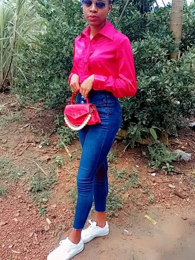 EBassa Blanche Ornella Leslie